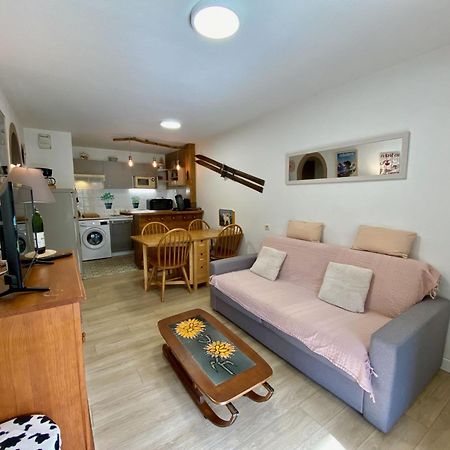 Charmant Logement De Plein Pied Avec Piscine 2* Луданвьел Екстериор снимка